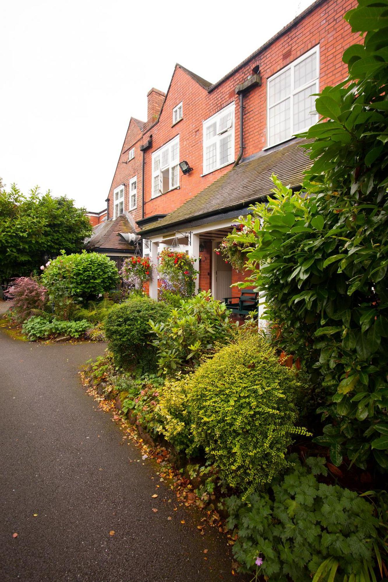 Barons Court