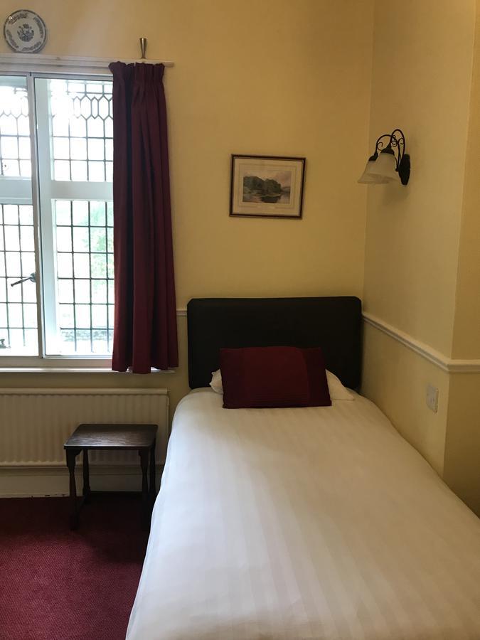 Barons Court Hotel Wolverhampton