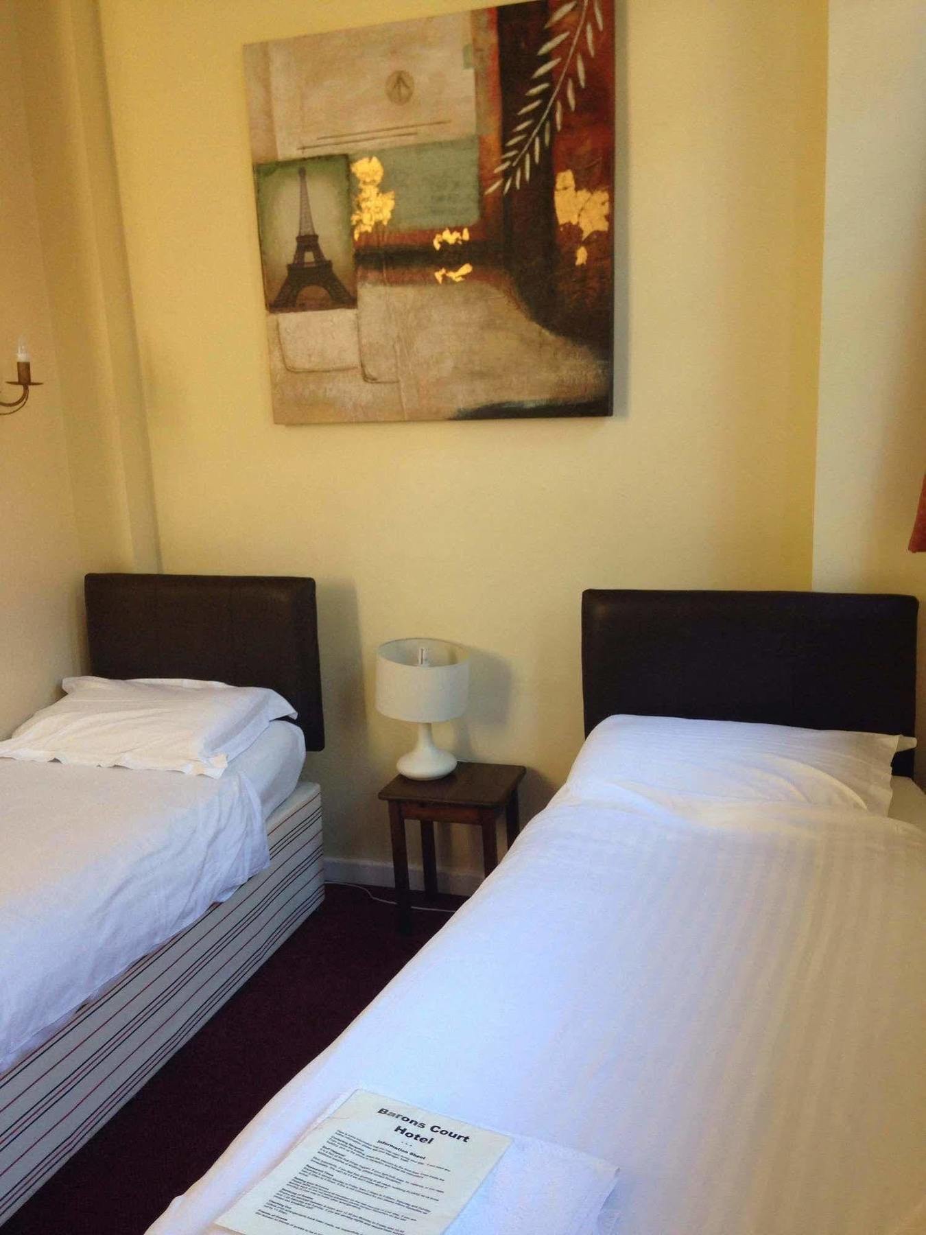 Barons Court Hotel Wolverhampton